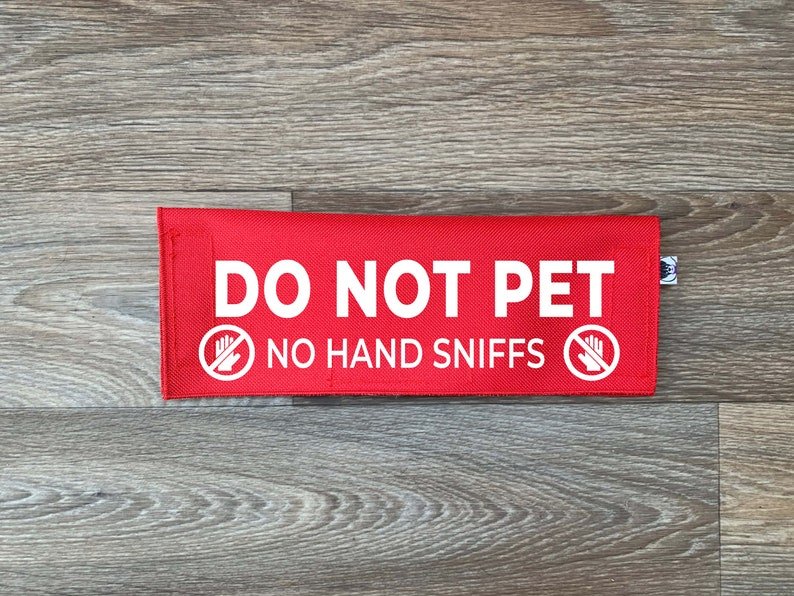 Do Not Pet - No Hand Sniffs Leash Sleeve - Ulti-Mutt Toys