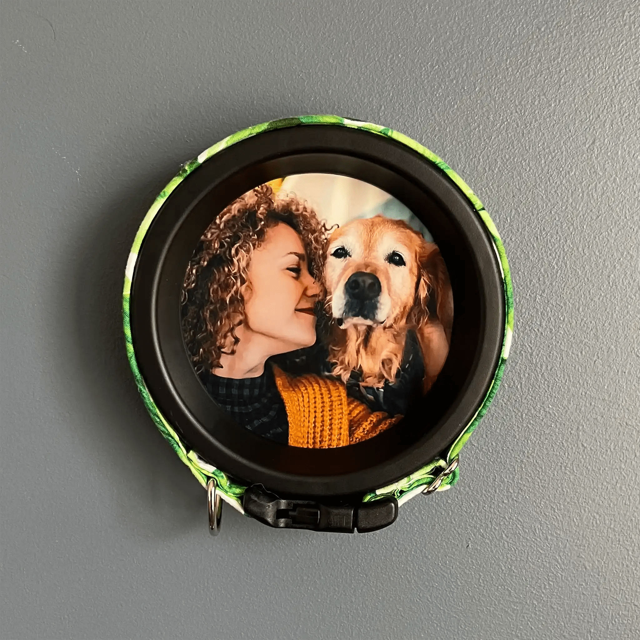 Large Dog Collar Frame | "The Labrador" - Ulti - Mutt Toys