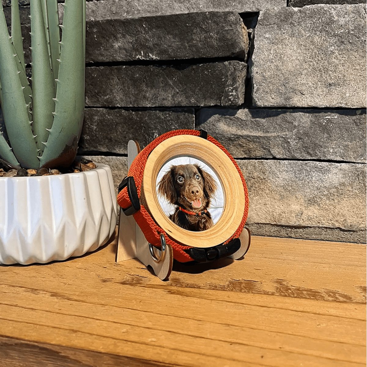 Small Wood Display Stand - Ulti-Mutt Toys