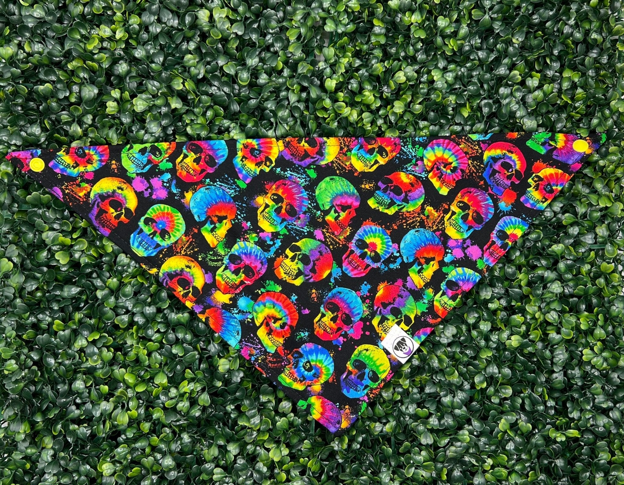 Tie Dye Skulls Bandana - Ulti-Mutt Toys