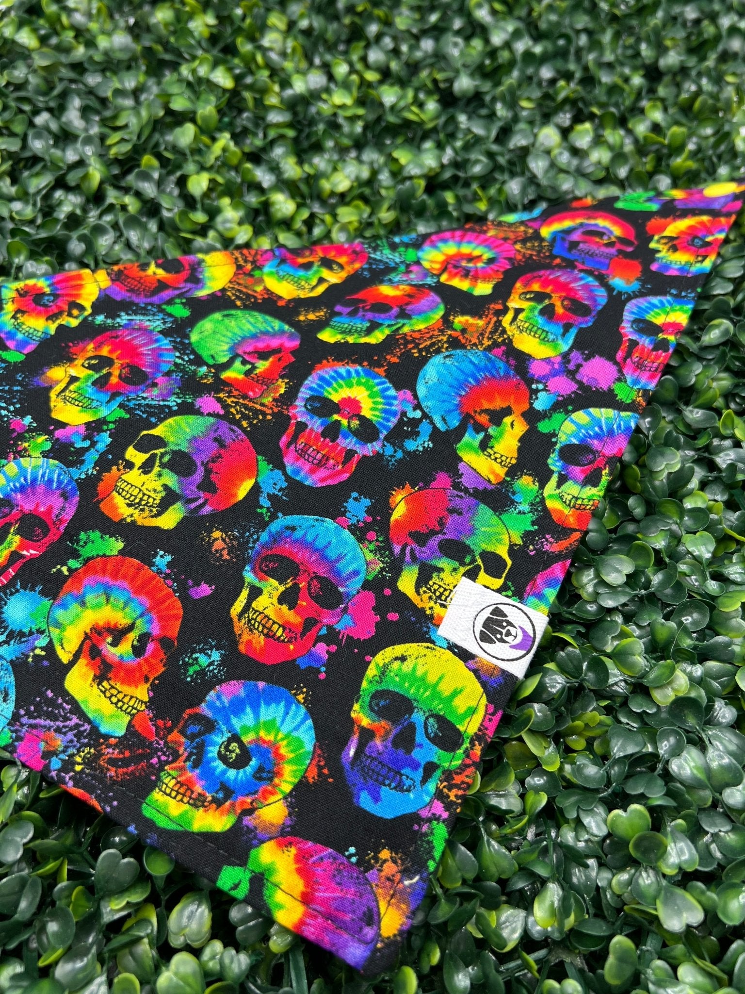 Tie Dye Skulls Bandana - Ulti-Mutt Toys